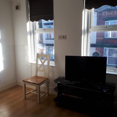 East Coast Apartments First Floor 2 Bed Apartment All Towels And Sheets Supplied Бридлингтън Екстериор снимка